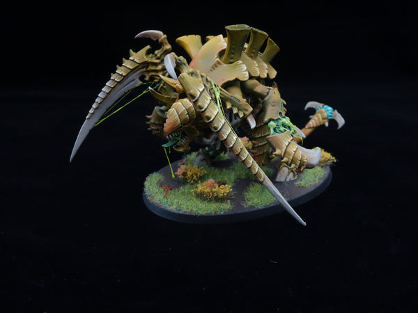 Tyranids: Carnifex - proffessionally painted by Steambolter Studios