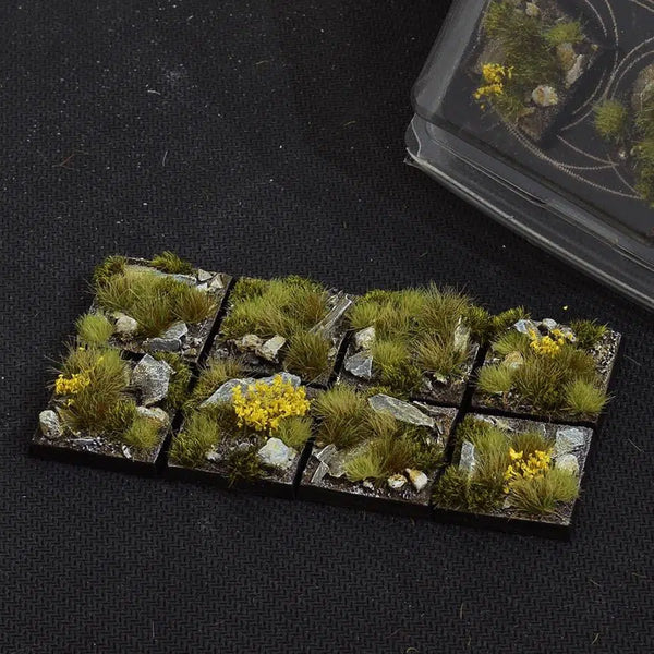 Gamers Grass: Battle Ready Bases - Highland  (Square 25mm x8)